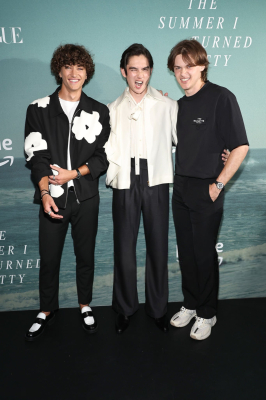 Teen_Vogue___Cast_Of_The_Summer_I_Turned_Pretty_Celebrate_283029.jpg