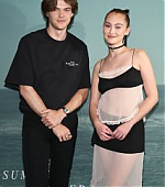 Filename=Teen_Vogue___Cast_Of_The_Summer_I_Turned_Pretty_Celebrate_28129.jpg
Filesize=14KiB
Dimensions=213x320
Date added=25.03.26 Teen_Vogue___Cast_Of_The_Summer_I_Turned_Pretty_Celebrate_28129.jpg
