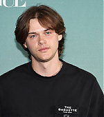 Teen_Vogue___Cast_Of_The_Summer_I_Turned_Pretty_Celebrate_28329.jpg